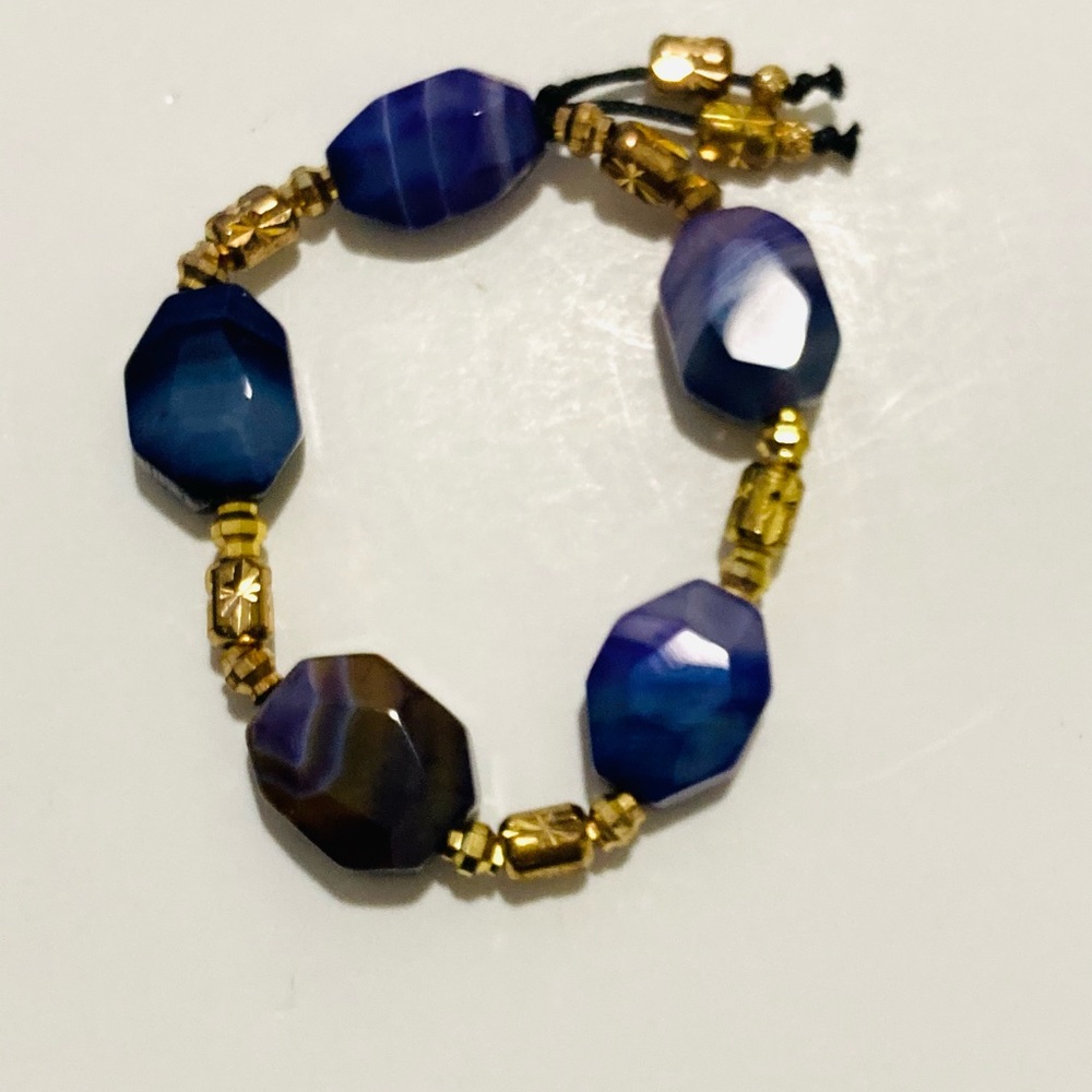 Stretch beaded bracelet